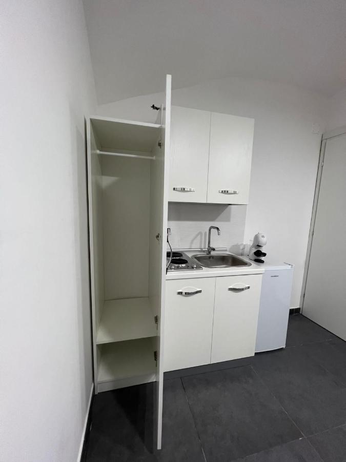 House Della Grotta Apartment Наполи Екстериор снимка