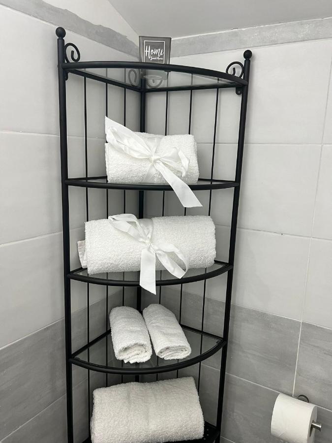 House Della Grotta Apartment Наполи Екстериор снимка